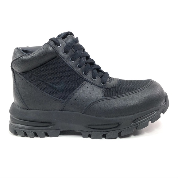 acg sneaker boot